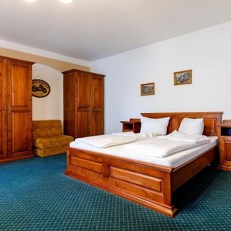 Penzion A Apartmany Daro Boží Dar Eksteriør billede
